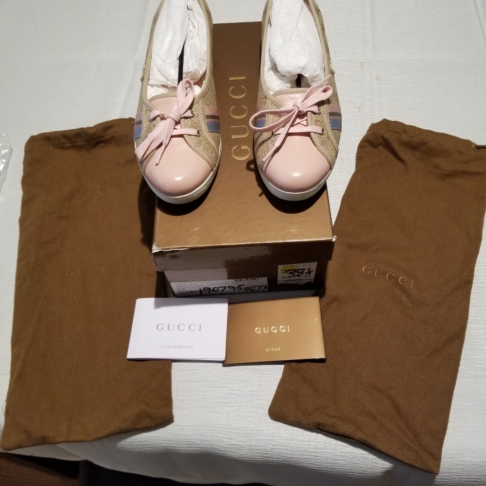 Authentic Gucci tri color slip on